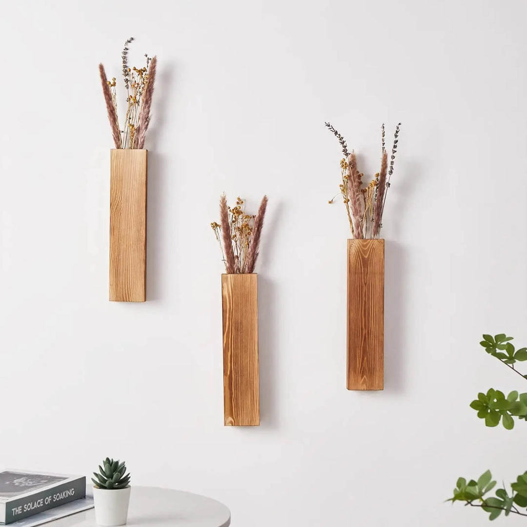 "Eshwood" Wall-Mountable Vase