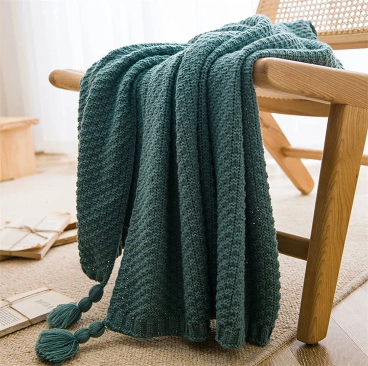 "The Nordic" Tassel Knitted Blanket